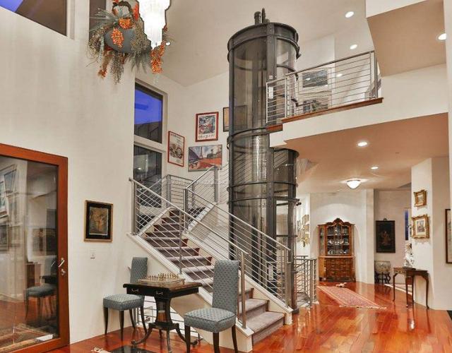 復式樓現(xiàn)在流程裝小型電梯 漂亮不占空間還實用